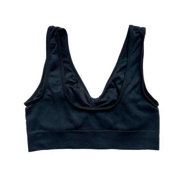 🔃V Neck Black Active Sports Bra - Picture 3 of 7